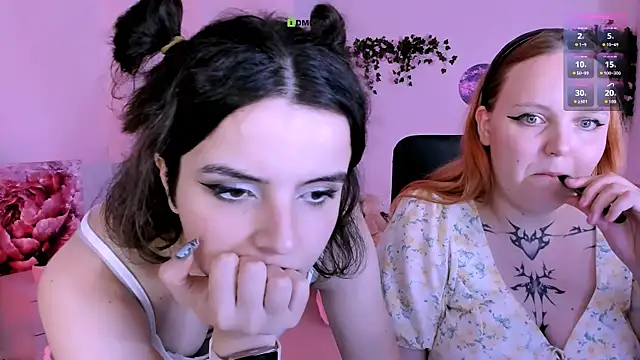 mia_mooon_'s Live XXX Chat