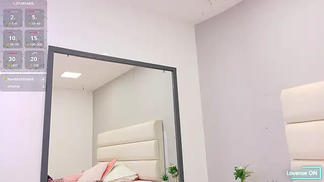 Isabellaa_Reyes' Live XXX Chat