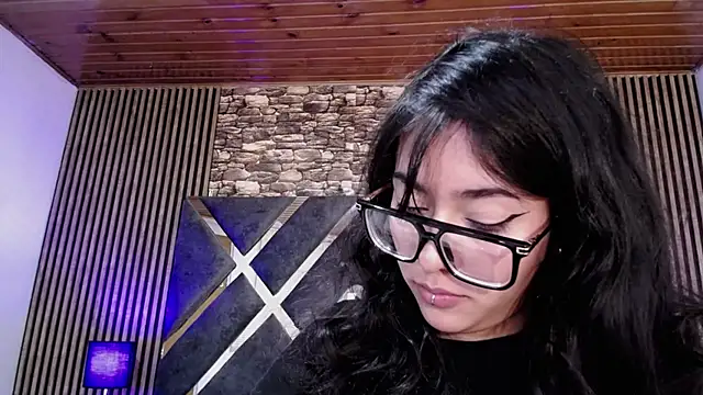 แชท XXX สดของ Amy_channel