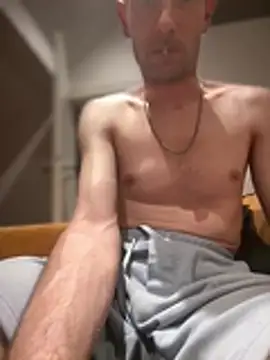 Cocaineee_Gern Webbikameraesitys