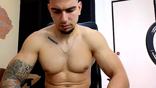 Živý XXX chat Josh_miller01