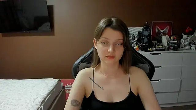 SoniNestin Live XXX chat