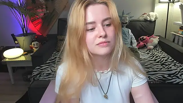 Alexa_Pirs Adlı Modelin Canlı XXX Sohbeti