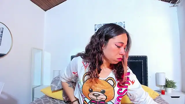 ZulyMichels – Naživo XXX chat