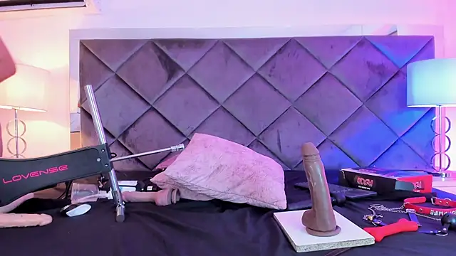 Chat +18 de PamelaaPonce ao vivo