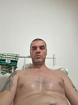 XXX chat uživo modela SIRMASTERDOMINATORXXL