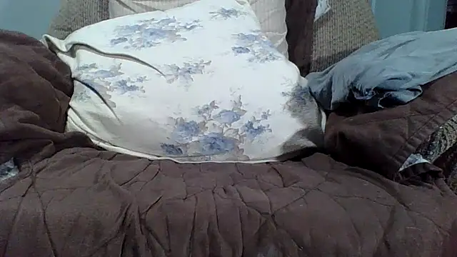 Jbsklxz67's Live XXX Chat