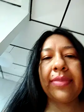 alisonnturbay Adlı Modelin Canlı XXX Sohbeti