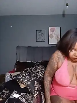 RealMsPEARLsEXY69: онлайн-секс-чат