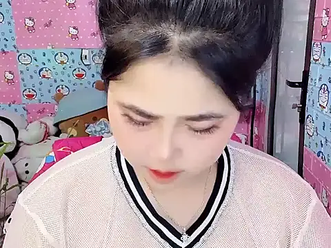 Nhanlu009's Live XXX Chat