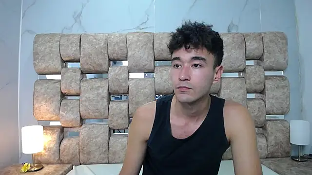 Chat XXX ao vivo de KathyAiden