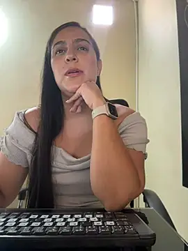 Chatroom XXX en direct de kendall_52
