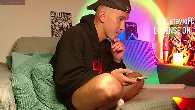 Midnighter_ Live XXX Chat