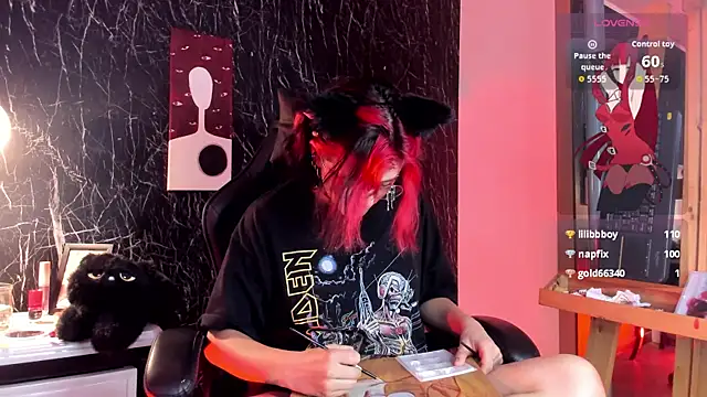 YuuMiko Chat XXX in diretta