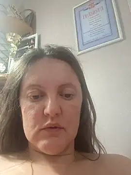 Pokazy przed kamerką – Jade_Kissy