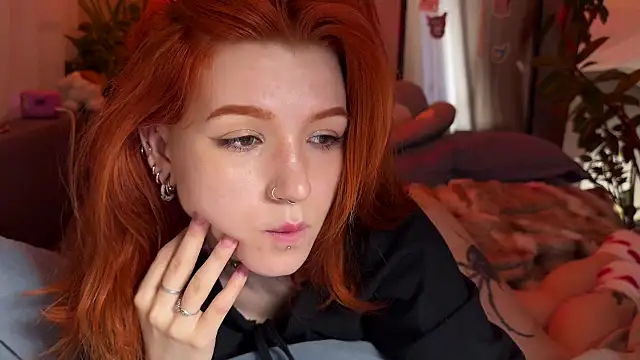 Stray-kitten3 – Live XXX-chat