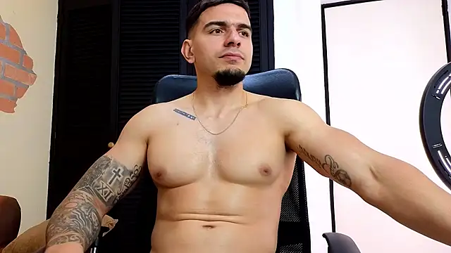 Josh_miller01 XXX чат на живо