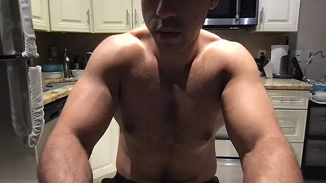 BigGuyMuscle – Naživo XXX chat