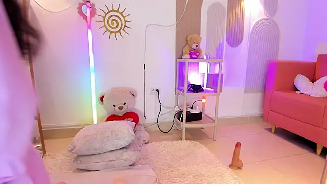 Sweet_Valentine_1 XXX чат на живо