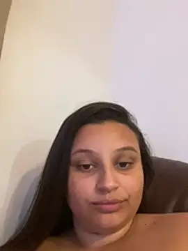 julia_moreira XXX чат на живо