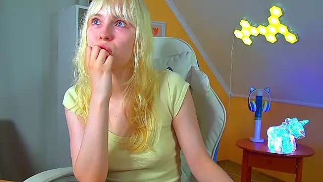 Živý XXX chat HannahHollis