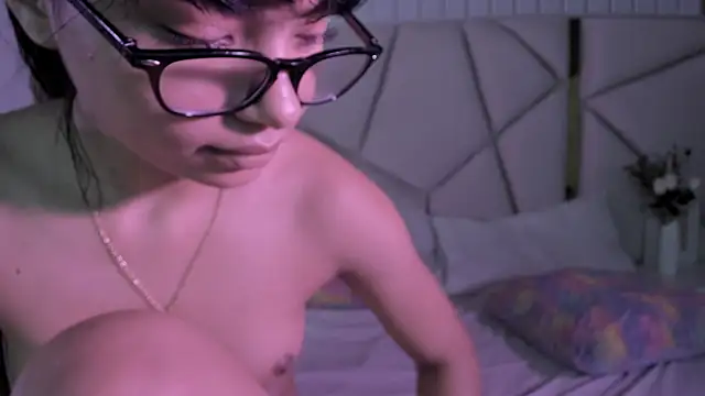Chat XXX en directo de chloe_larson