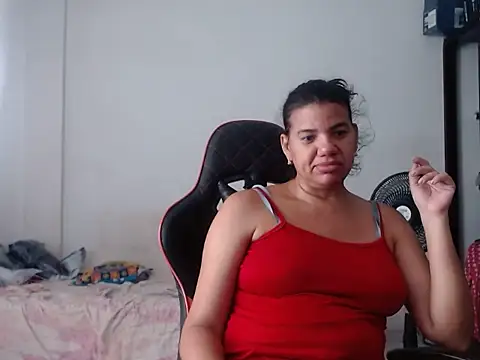 XXX chat uživo modela Adriana_0312