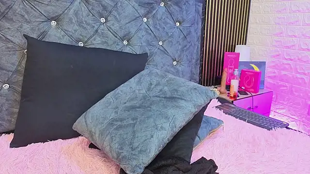 AlexandraNoxx Chat XXX live