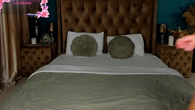 دردشة ToriSonn الجنسية المباشرة