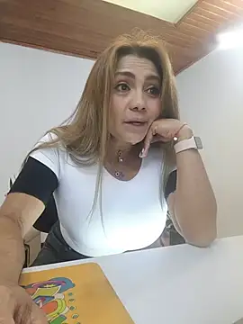 Lara_Milf__'s Live XXX Chat