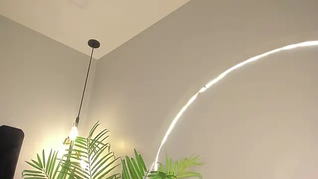 Juli_Casanova's Live XXX Chat