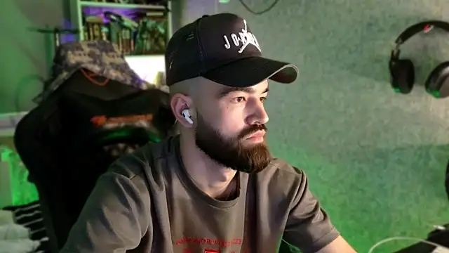 _Serious_Man XXX чат на живо