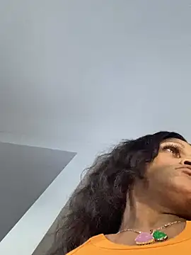 Xzotiq Adlı Modelin Canlı XXX Sohbeti