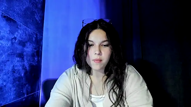 دردشة Veronika5404 الجنسية المباشرة