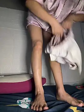 Bemi3_sexyy 网络视讯表演