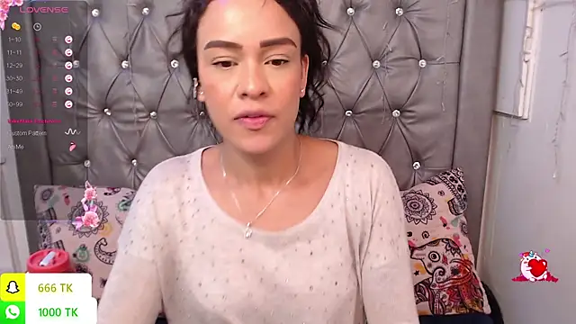 Chat XXX en directo de LAILAGUMMY