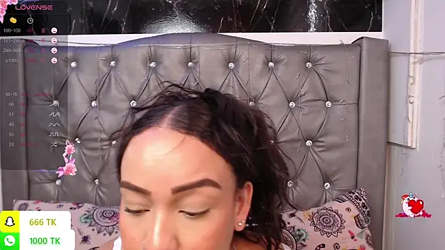 LAILAGUMMY's Live XXX Chat