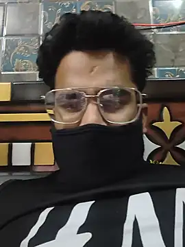 BeardKingoBackのライブXXXチャット