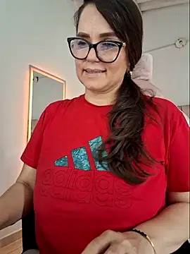 MariaPau_83 Adlı Modelin Canlı XXX Sohbeti