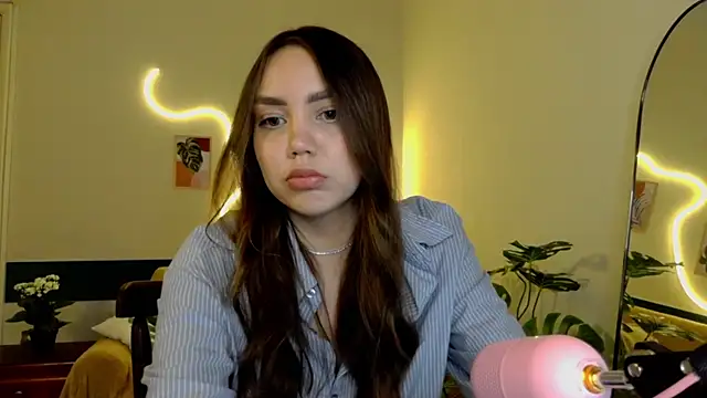 NebulaaHaven's Live XXX Chat