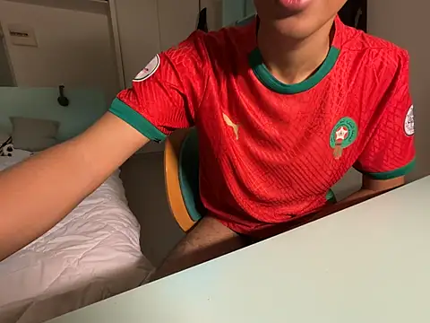 Czat XXX na żywo – Rebeu_77
