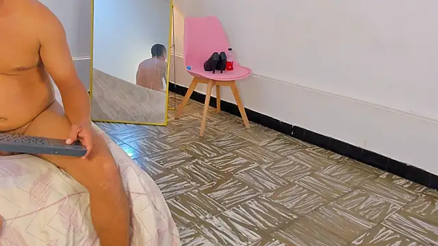 Czat XXX na żywo – charlotte_dante212