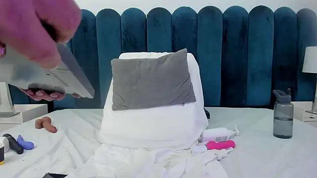 Chat +18 de marianaaguii ao vivo