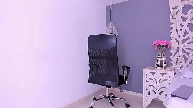 KarinaVega_ 라이브 XXX 채팅