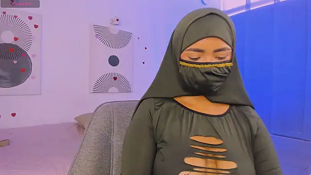 DarkLayla XXX чат на живо