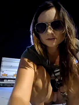 Samira-Summer Pertunjukan Webcam