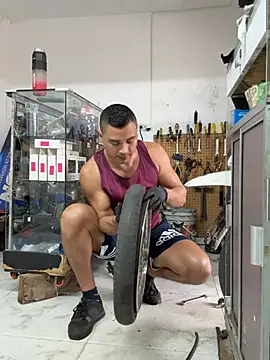 Paul22cm- Chat XXX in diretta