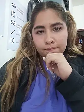 Sofia_Honey1 现场XXX聊天