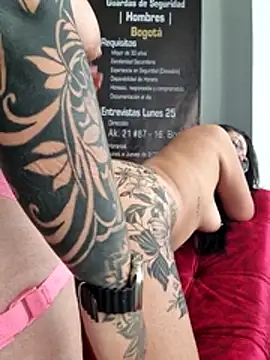Angela__05 Adlı Modelin Canlı XXX Sohbeti