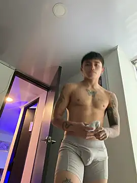 Pertunjukan Kamera Web NoahGun_